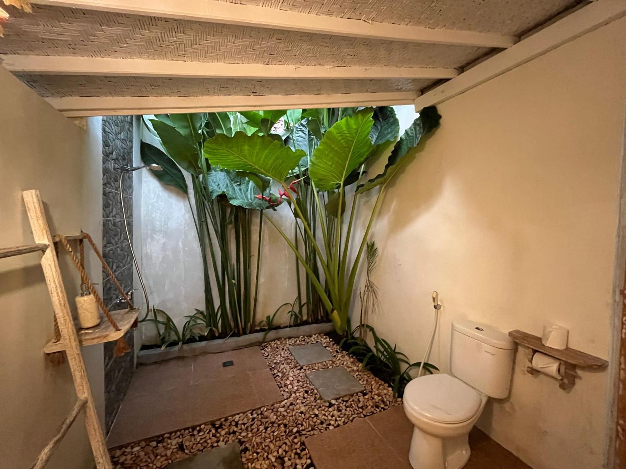 Penida West Palm Cottage Toyapakeh エクステリア 写真
