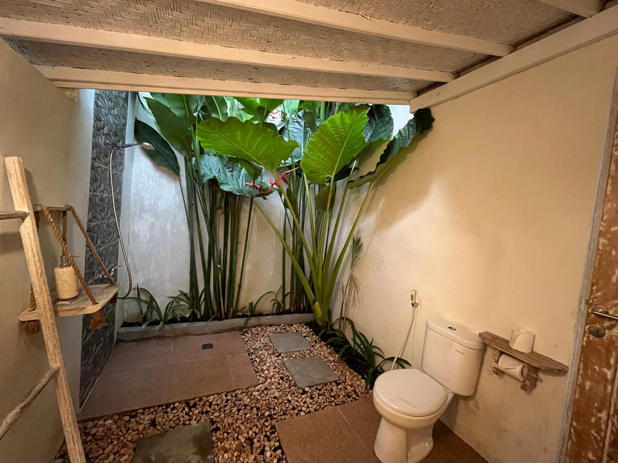 Penida West Palm Cottage Toyapakeh エクステリア 写真